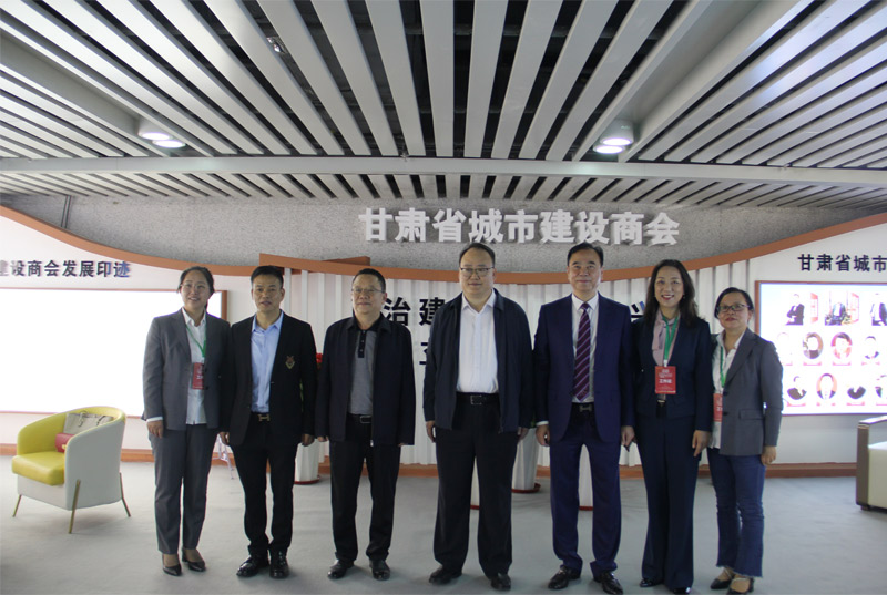 我公司整体策动设计2023兰州房交会全程活动